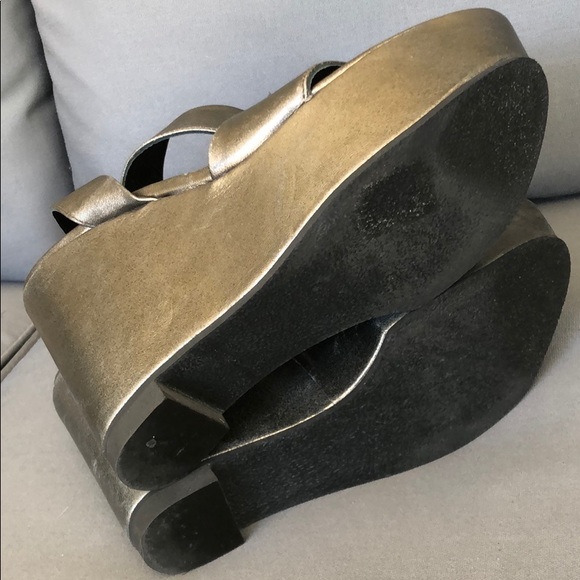 (sold) R O B E R T  C L E R G E R I E - Picture 8 of 8